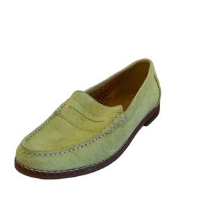 Hush puppies women’s loafers.